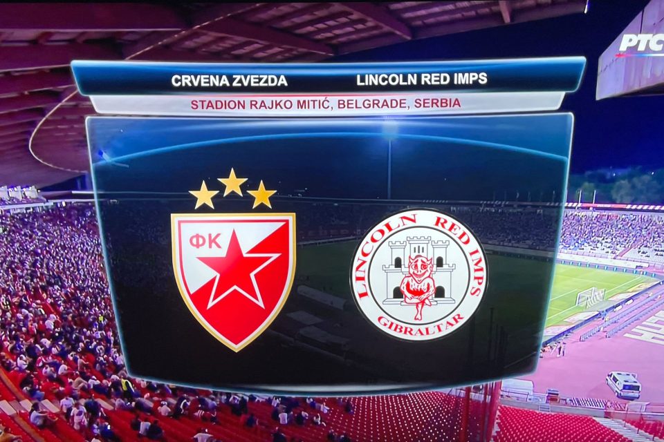 Sukob navijača i policije ispred stadiona