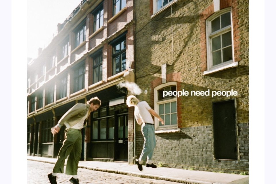 Good Neighbours vraćaju se sa novim singlom „People Need People“ - Debi album „Blue Sky Mentality“ stiže 26. septembra