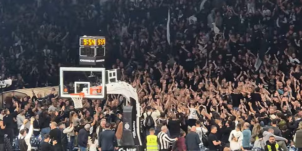Zvezda Pariza uživala među grobarima