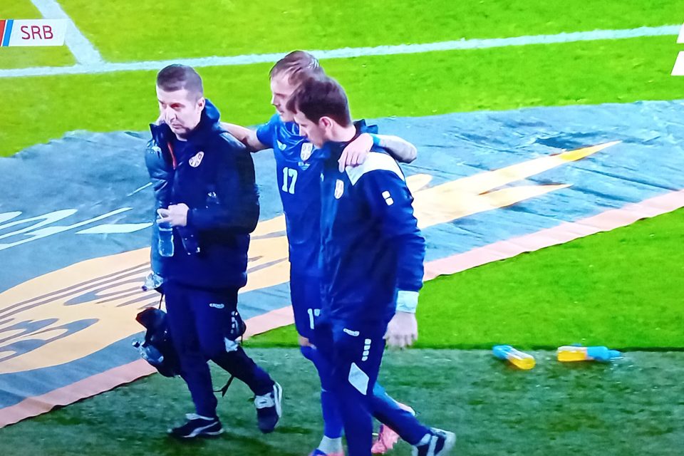 Ivan Ilić pre vremena napustio teren