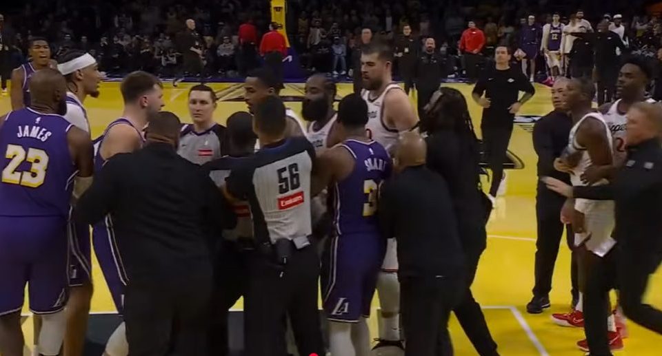 Lejkersi nadigrali Kliperse u derbiju Los Anđelesa