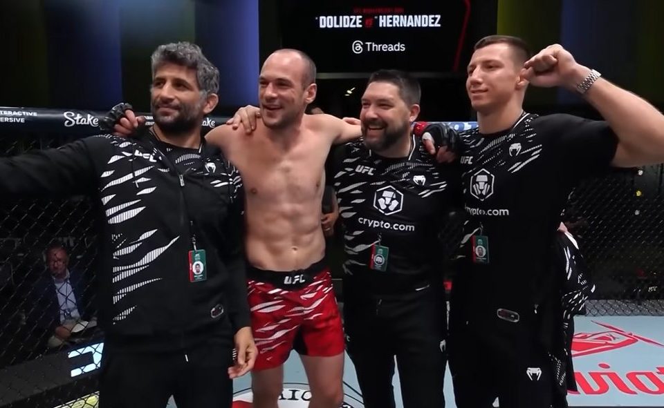 Medić u oktagonu protiv Salikova