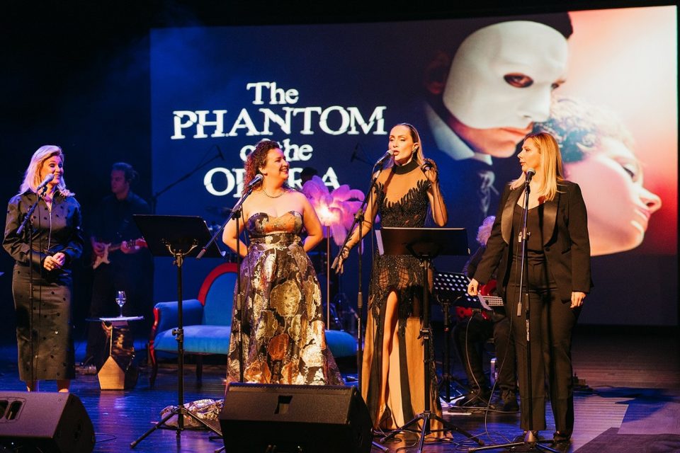 Lena Kovačević odrzala koncert sa goscama, Marijom Jelić, Jelenom Gavrilović i Marijom Blagojević