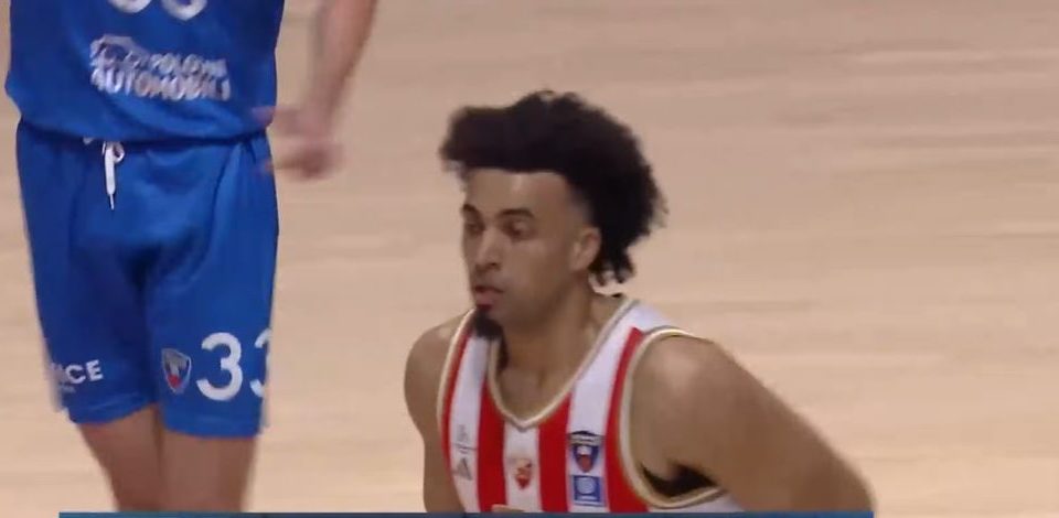 Nvora i Motiejunas pred Hapoel