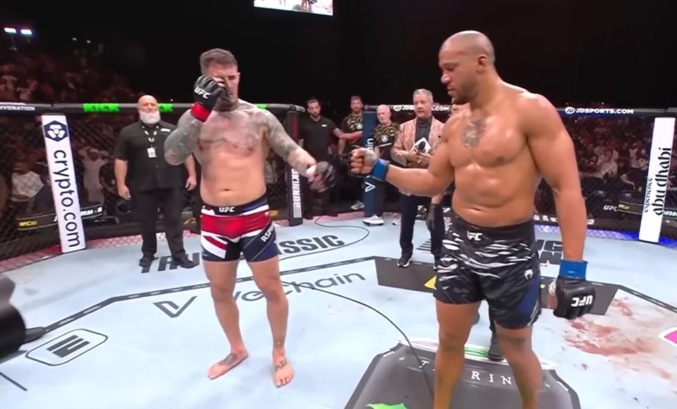 Aspinal zbog povrede oka van oktagona