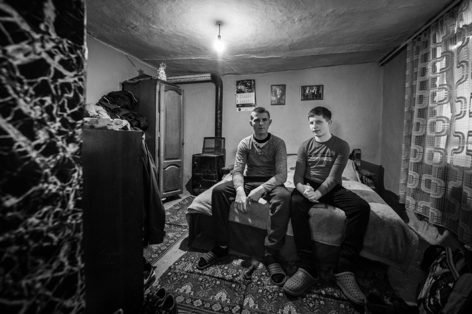 „Кад је тата психички оболео, све се променило” – Александрину (11) породицу је УПРОПАСТИЛА КОРОНА!